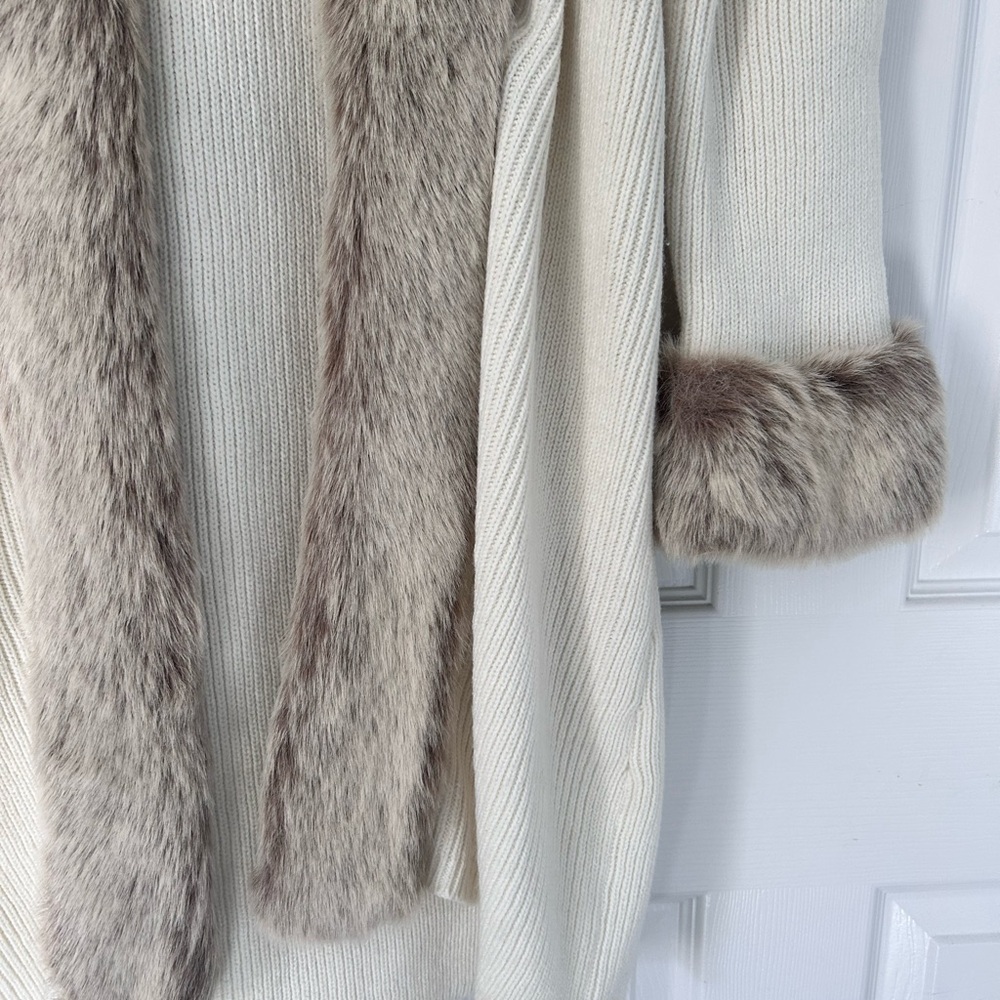 Christie & Jill Acrylic Cardigan Sweater Faux Fur Collar and Sleeve Ivory Large - Picture 5 of 15